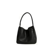 Marlow & Co. Heritage Shoulder Bag in black